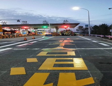 营口营口高速道路划线施工